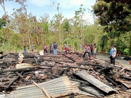 MUSIBAH KEBAKARAN DI PADUKUHAN NGELO KALURAHAN CANDIREJO KAPANEWON SEMIN